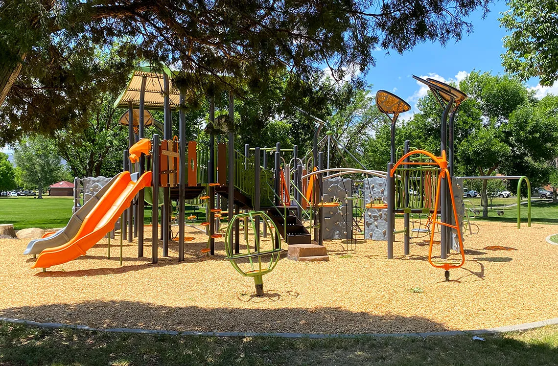Spinning, climbing and sliding playground at Sherwood Park